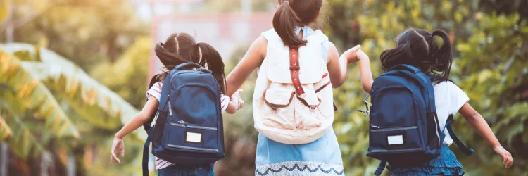 Signal Mountain TN Chiropractor Discusses Proper Child Backpacks